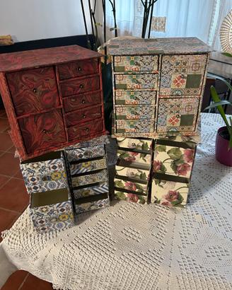 cassettiere fatte a mano in cartone