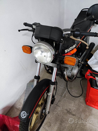 Suzuki GS 450 S moto
