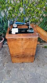 macchina da cucire singer.