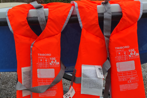 Giubbetti salvataggio, parabordi, anulare