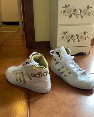 Adidas bianche e oro