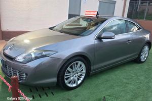 Renault Laguna Coupé 2.0 dCi 180CV 4Control
