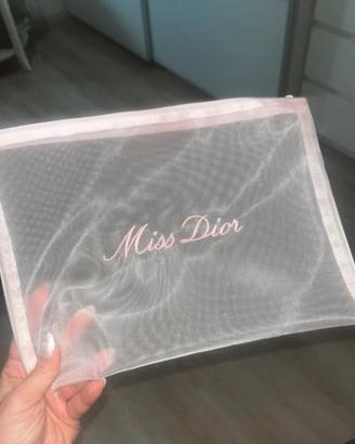 Miss Dior pochette porta documenti