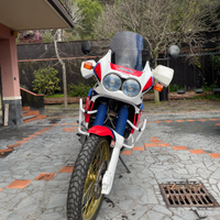 XRV 750 Africa Twin RD04
