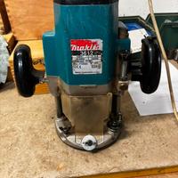 Fresatrice verticale MAKITA