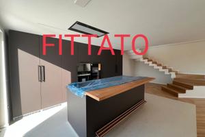 Splendido Duplex Arredato con ampi Terrazzi