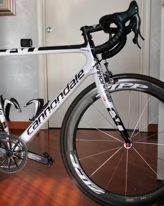 Cannondale Supersix Evo full carbon