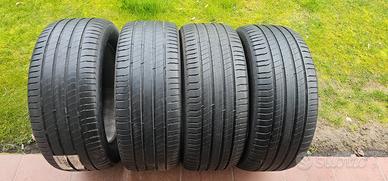 4 gomme 275 50 20 113 W Michelin a 90%