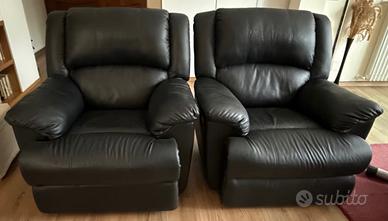 Poltrone reclinabili manualmente…