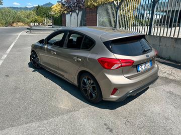 Ford focus mk4