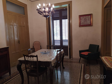 Stanza al secondo piano con ascensore