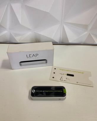 LEAP Motion sensore movimento mani realta virtuale