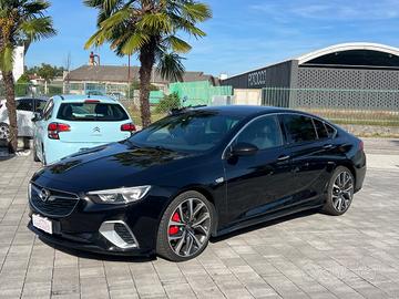 Opel Insignia 2.0 BiTurbo CDTI 4x4 aut. Grand Spor
