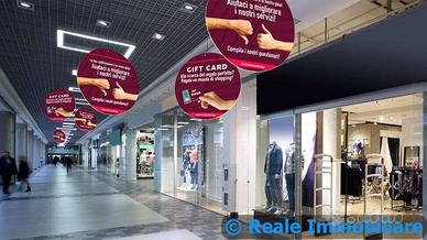 Immobile di 303 m² con 5 locali a Settimo Milanese