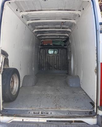 Iveco daily 2.3 hpi passo lungo, gancio di traino