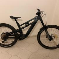 Canyon torque on8 Enduro mtb