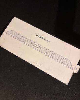 Tastiera Apple Magic Keyboard usata poco