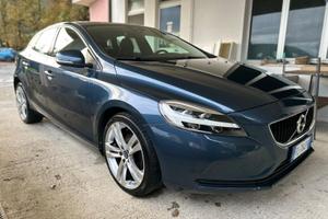 Volvo v40 D2 2.0 120cv