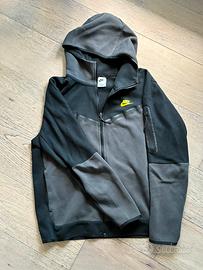 NIKE TECH FLEECE- taglia L-nero e fluo