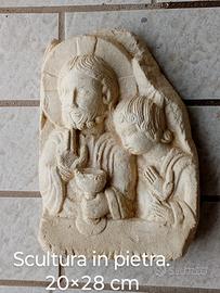 antica scultura in pietra. come in foto.