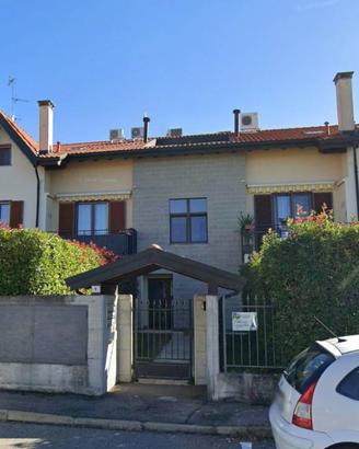 Appartamento di 165 m² con 5 locali e box auto dop