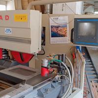 Saomad operator 5 con vari pacchi frese