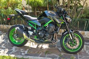 Kawasaki Z900 (2024) ABS Nero-Verde