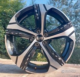 4 Cerchi In Lega Da 19 Originali DR Modello F35