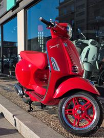 Piaggio Vespa 125 Primavera RED