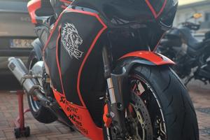 aprilia rsv1000