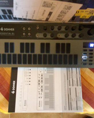 Sintetizzatore analogico Donner Essential B1