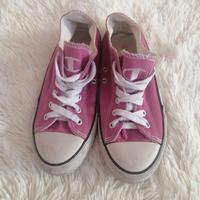 Sneakers femminili fucsia "Champion".
