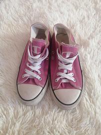 Sneakers femminili fucsia "Champion".
