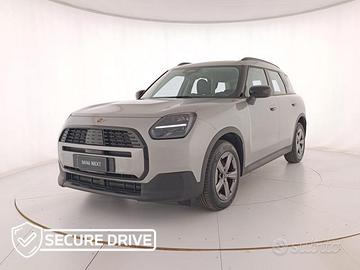 Mini Mini Countryman 2.0 48V D Essential auto