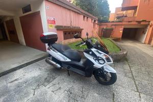 Scooter Kymco Downtown
