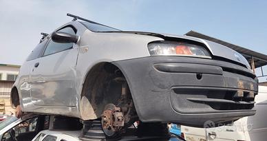 Ricambi FIAT PUNTO 1.2 benzina anno 2000