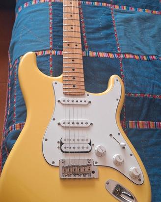 Fender Stratocaster Player  2021