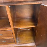 Mobiletto arte povera