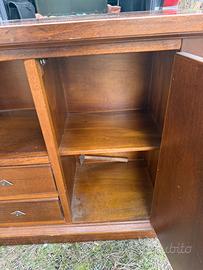 Mobiletto arte povera