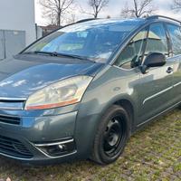 Citroen C4 con gancio traino