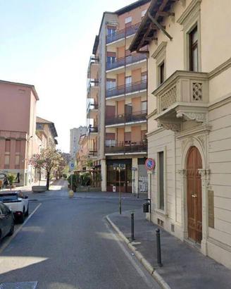 Immobile in asta di 142 m² con 2 locali e box auto