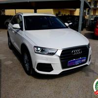 AUDI Q3 2.0 TDI 120 CV Business