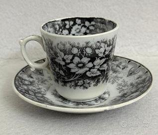 Antica tazzina in porcellana francese