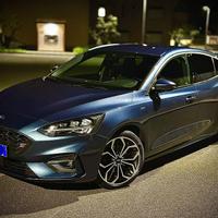 Ford Focus ST Line