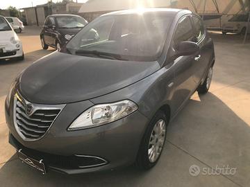 LANCIA Ypsilon 1.2 69 CV 5 porte S&S Gold