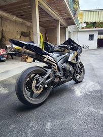 Honda cbr 600 rr