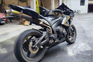 Honda cbr 600 rr