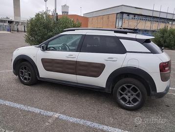 C4 Cactus 1.6 BlueHDi 99 CV  gancio traino