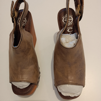 Zoccoli con zeppa Jeffrey Campbell