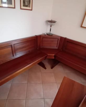 Panca angolare in legno massello finitura noce